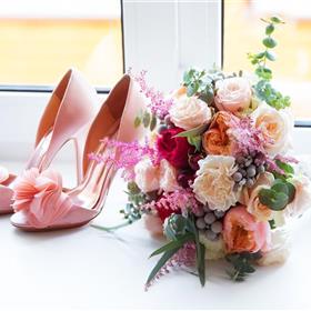 fwthumbwedding - flowers - in Cornwall - Flowertime Florist - -weddingflowersinCornwall 2500x1667.jpg